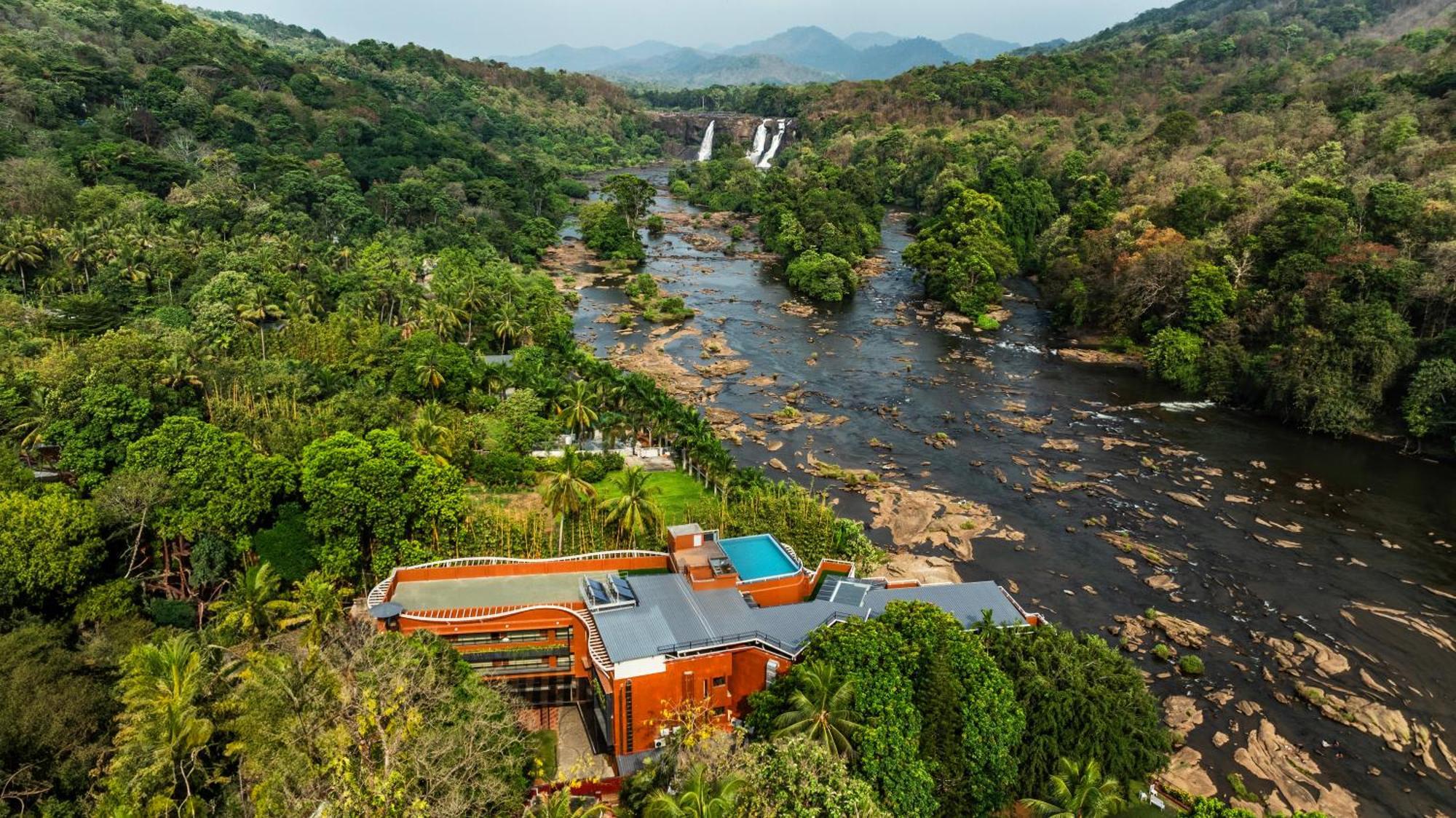 Sterling Athirappilly Hotel Kallana ภายนอก รูปภาพ