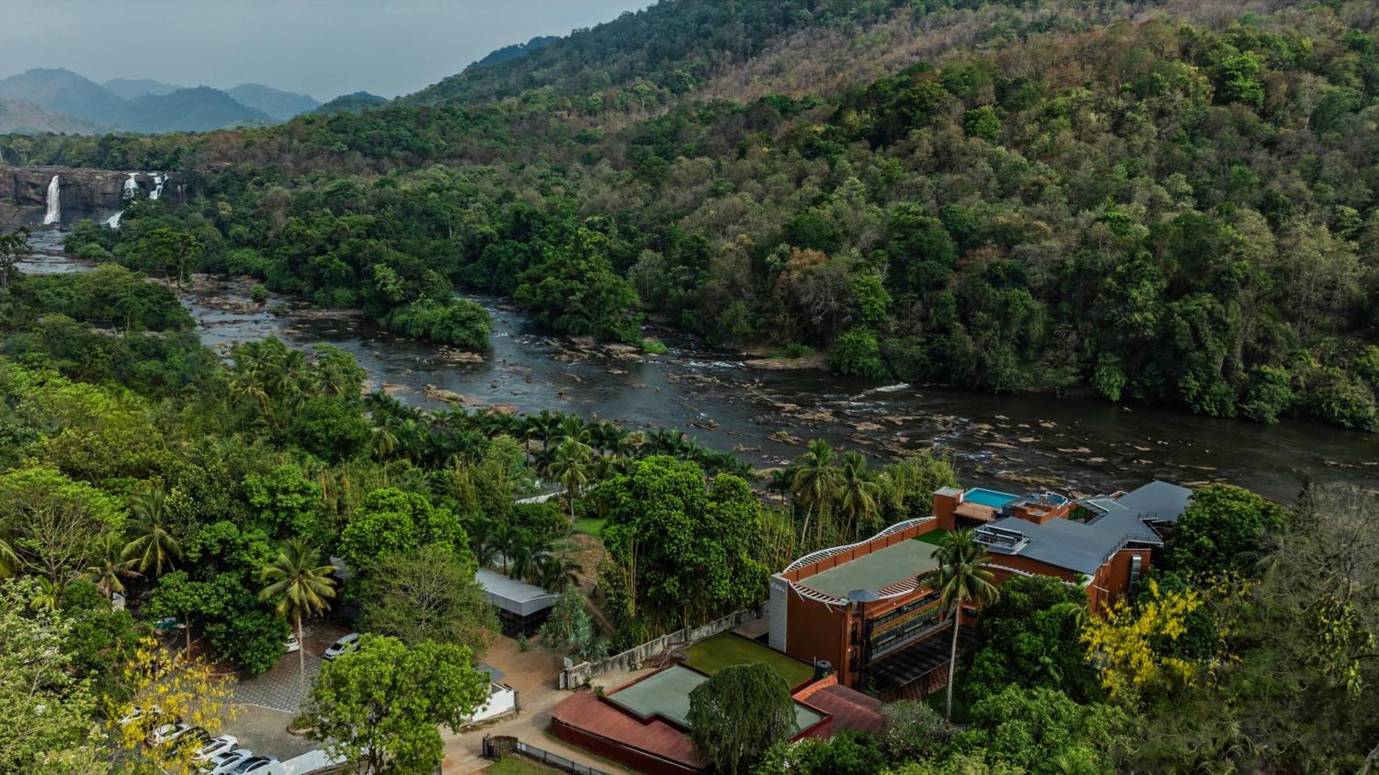 Sterling Athirappilly Hotel Kallana ภายนอก รูปภาพ