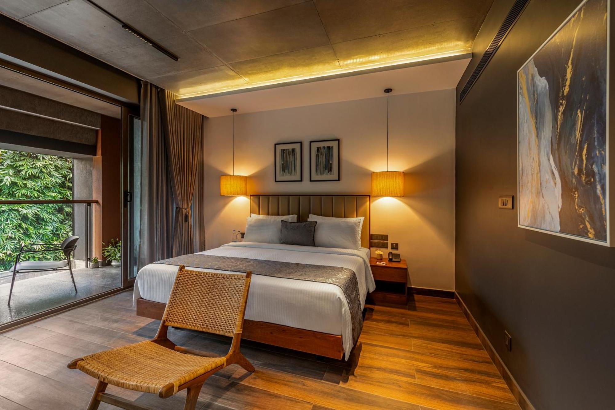 Sterling Athirappilly Hotel Kallana ภายนอก รูปภาพ