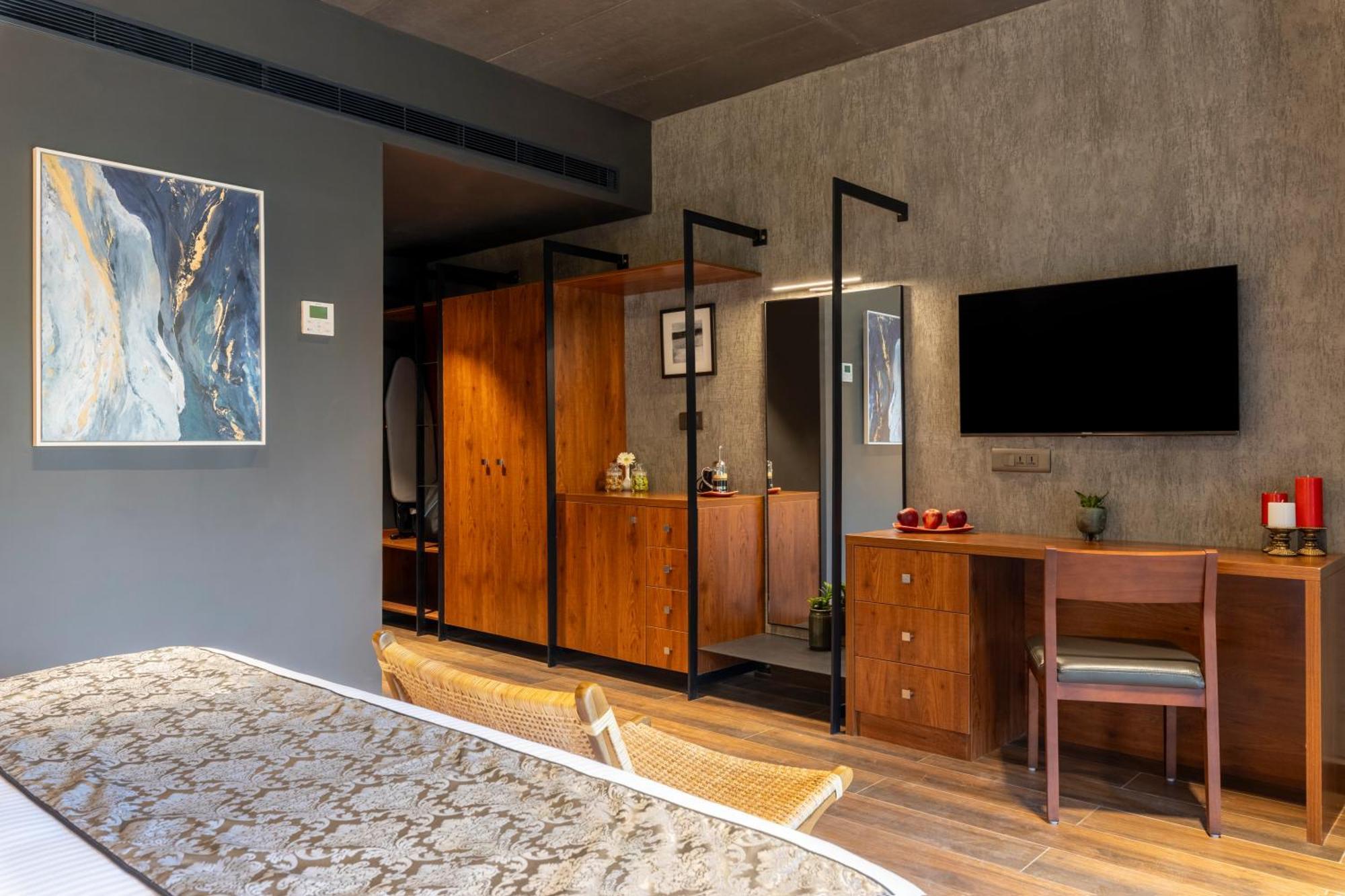 Sterling Athirappilly Hotel Kallana ภายนอก รูปภาพ