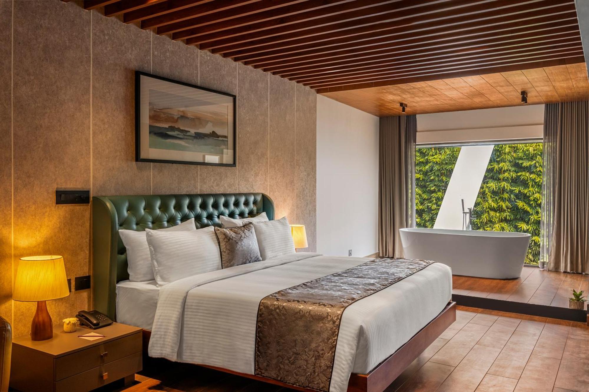 Sterling Athirappilly Hotel Kallana ภายนอก รูปภาพ