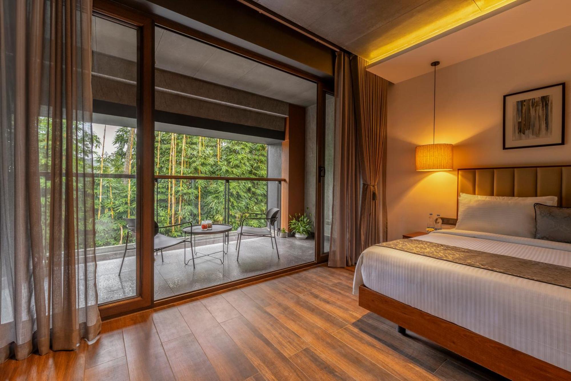 Sterling Athirappilly Hotel Kallana ภายนอก รูปภาพ
